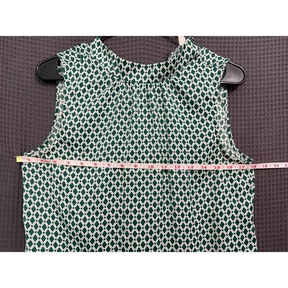 HM Blouse Womens 6 Green White Geometric Pleated Neckline Sleeveless Modern Chic - Picture 7 of 7